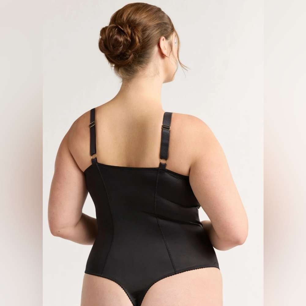Plus Size Shaping  Black Lace Bodysuit - Picture 3 of 7
